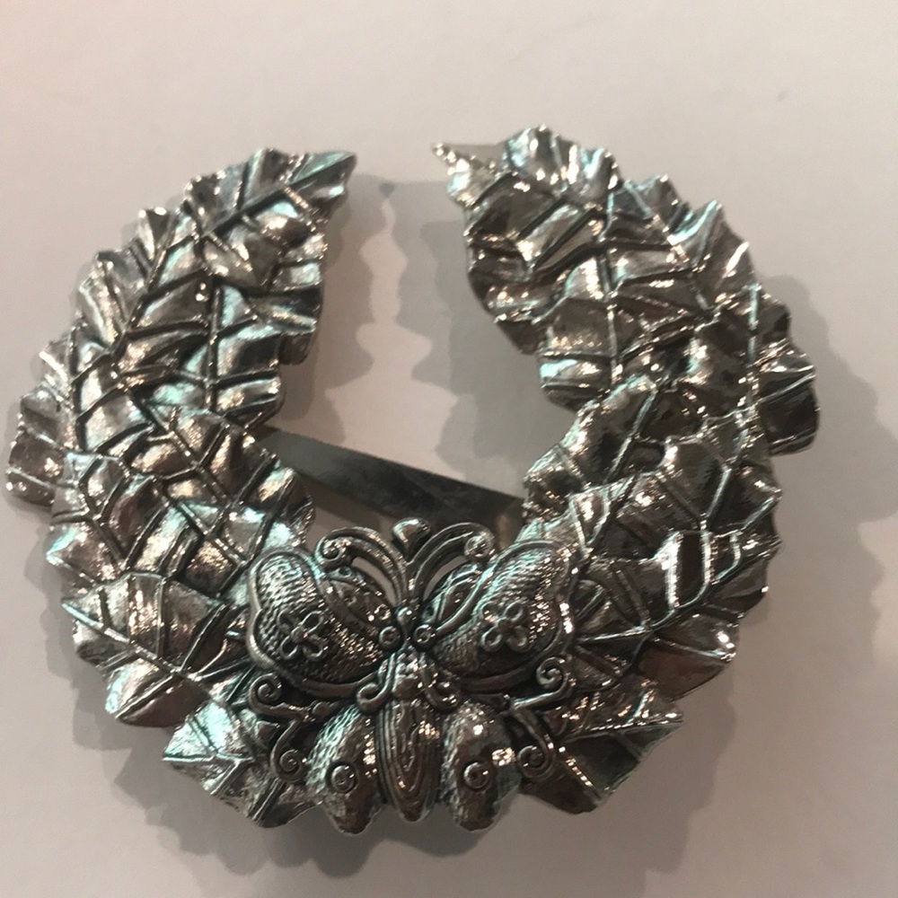 Sylvia Dahl Signed Butterfly Scarf Clip